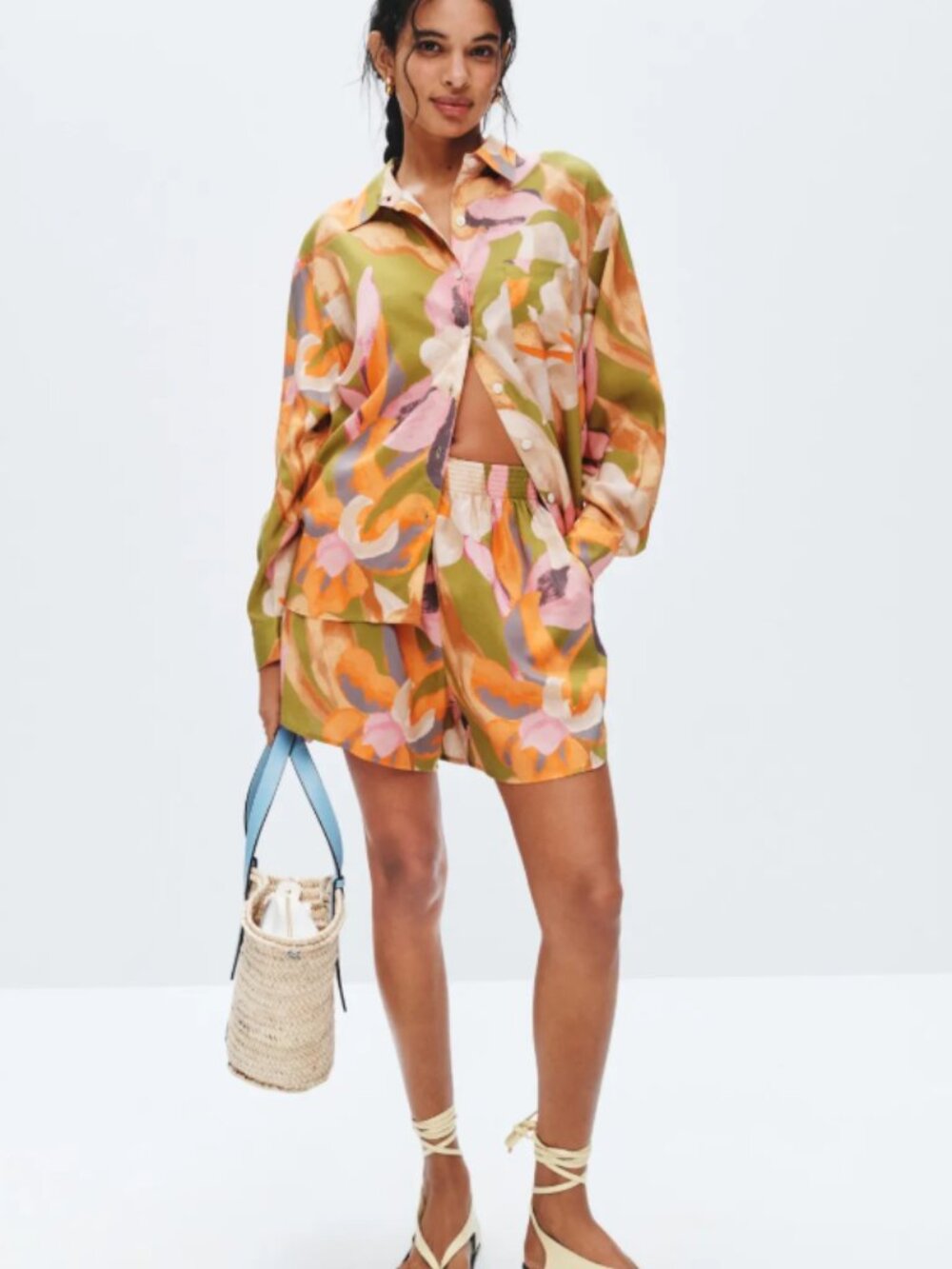RTR-173 Untitled in Motion	Tapan Shorts